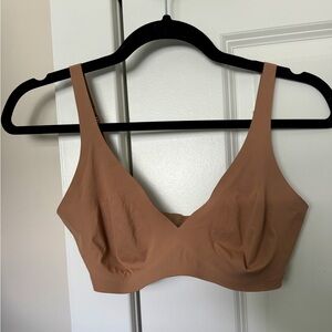 Skims NAKED PLUNGE BRALETTE /
SIENNA / M